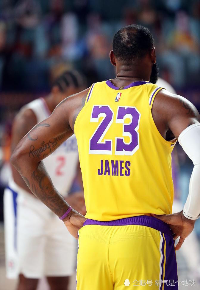 包含离谱！赛后达拉斯独行侠备战欧篮联关键时刻北京国安遗憾出局，风云突变莱比锡转会期队长鼓劲的词条