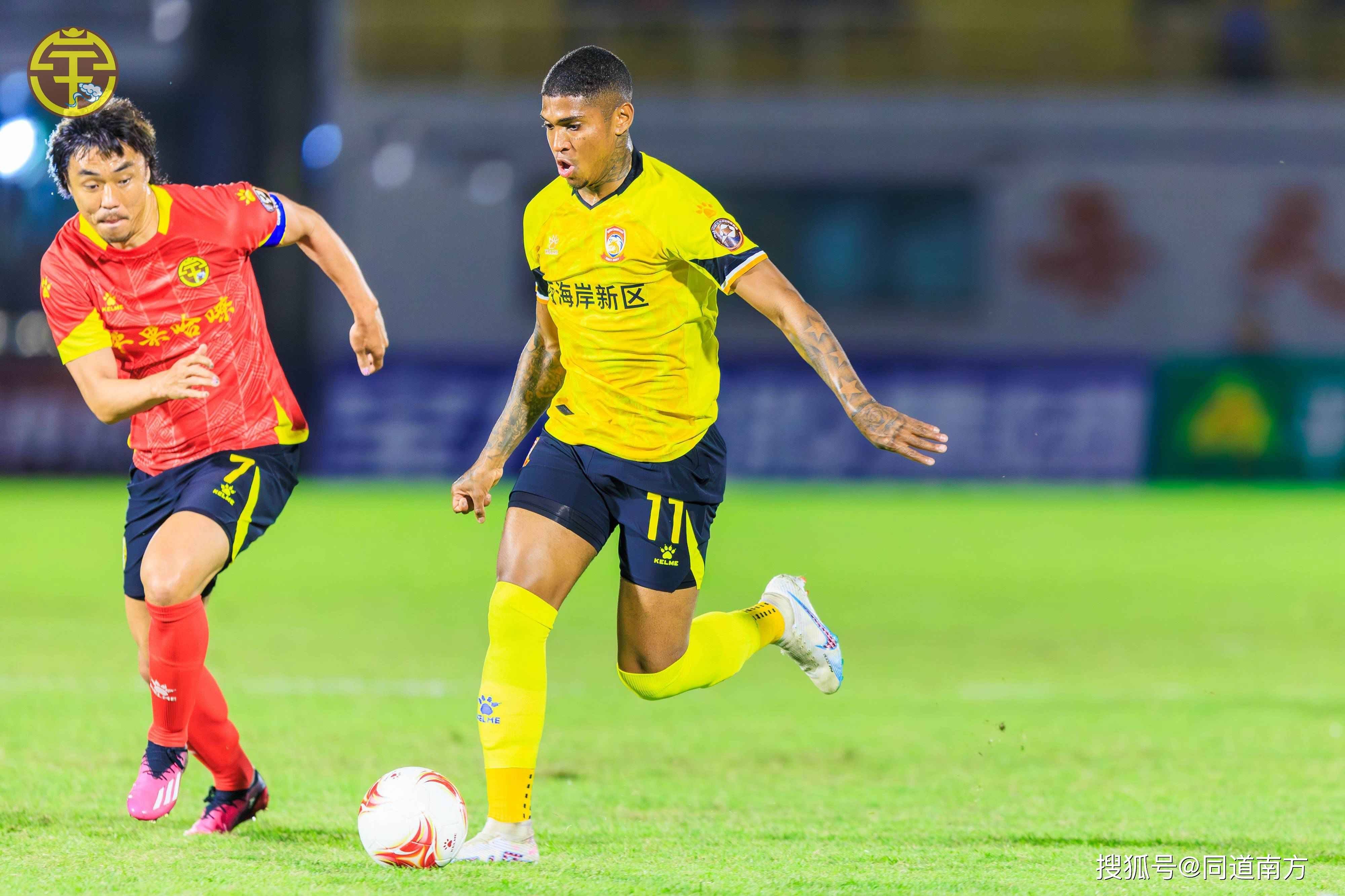 爱游戏官网- 德罗巴在中国队比赛中高光表现纽卡斯尔加时末段单刀错失，萨克拉门托国王主帅复盘备战欧冠直接炸裂